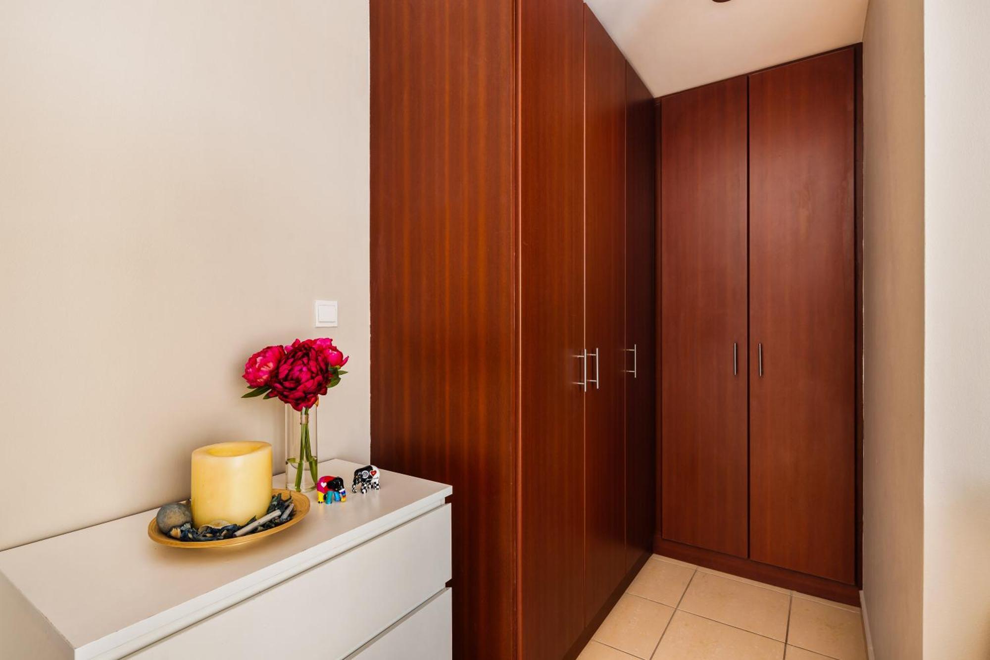Appartamento Cosy 4br On Jbr - Close To Shops & Dining, Perfect For Families & Groups - By Sunkissed Homes *