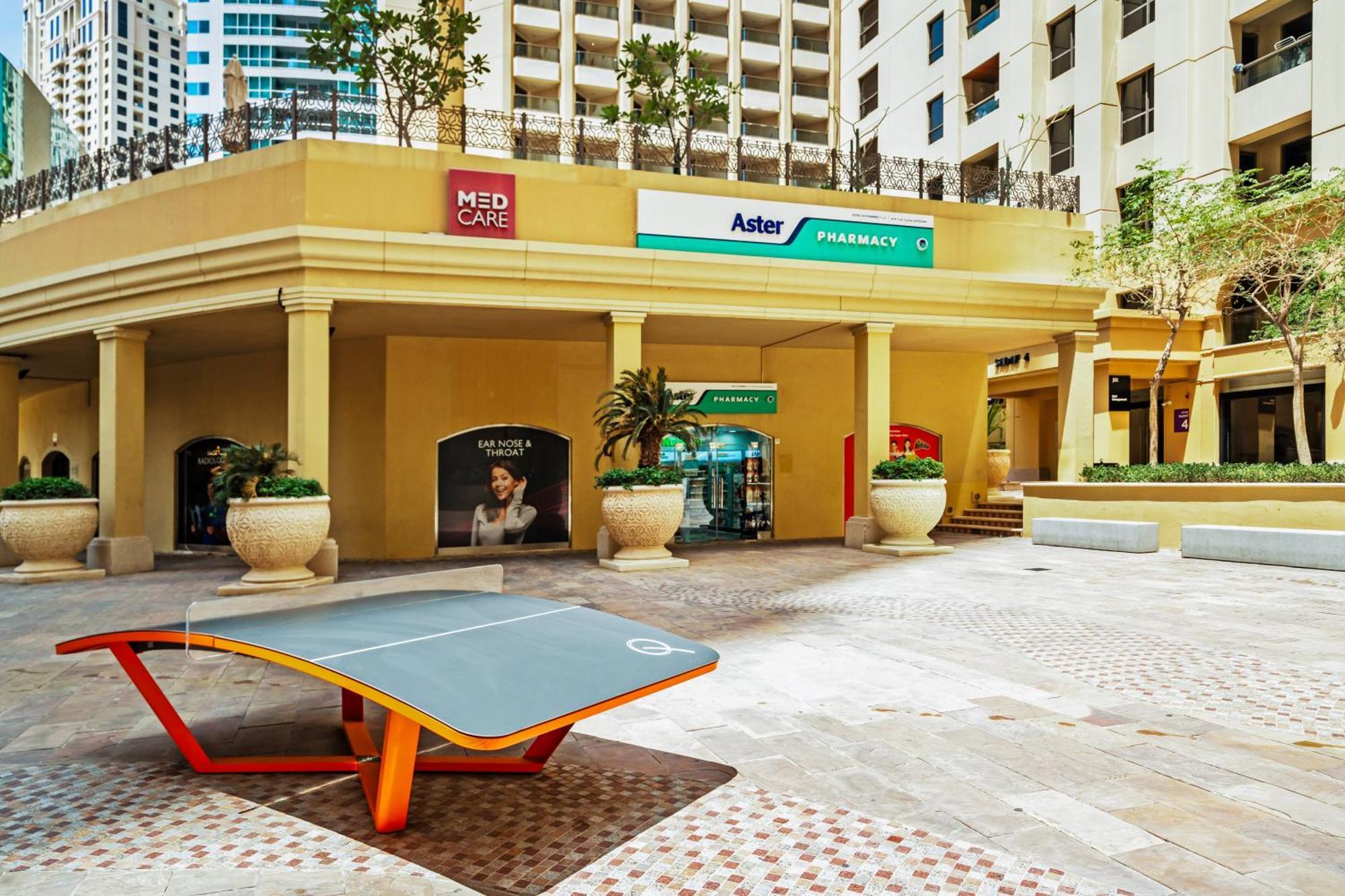 Cosy 4br On Jbr - Close To Shops & Dining, Perfect For Families & Groups - By Sunkissed Homes Dubai