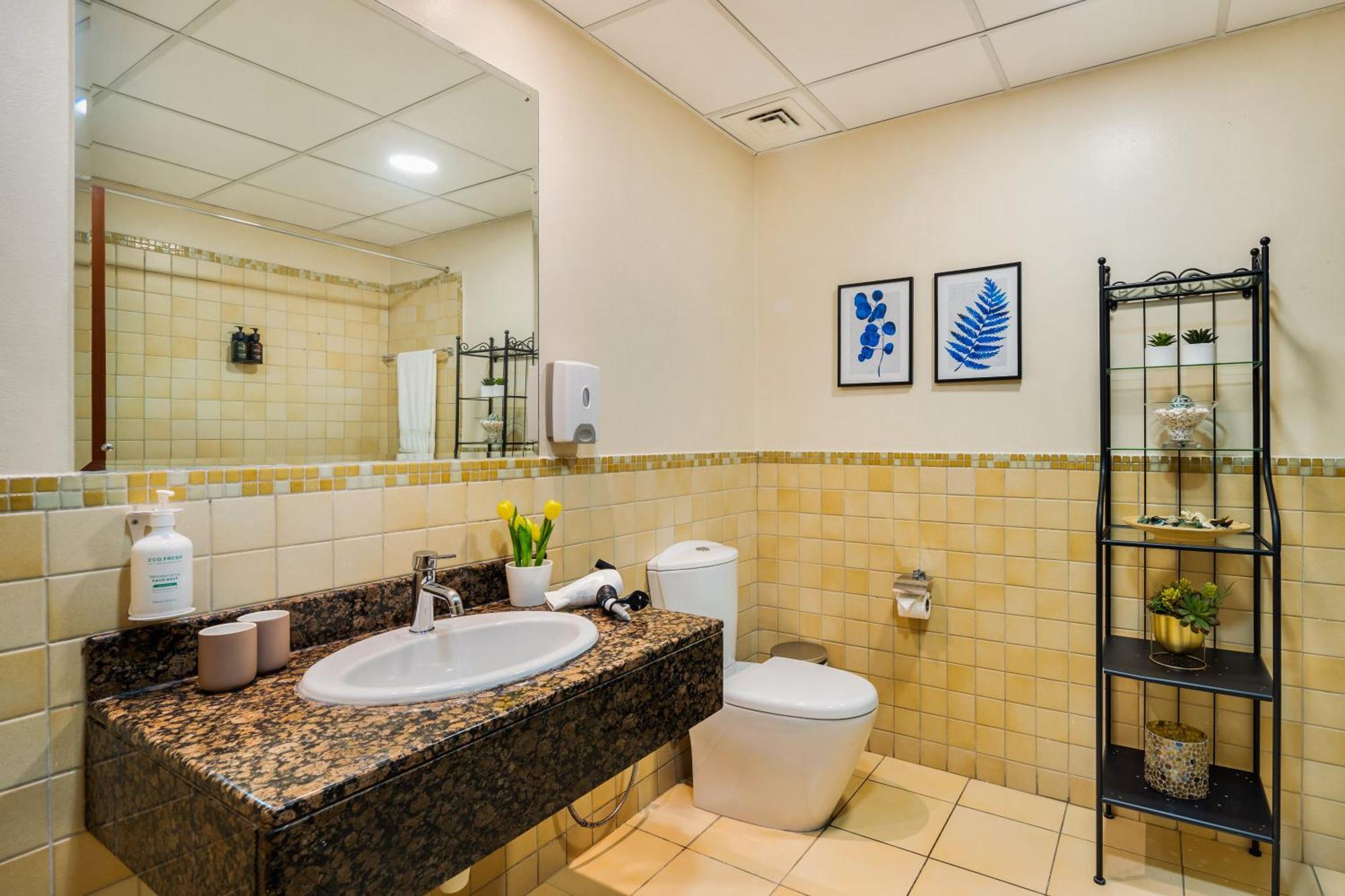 Cosy 4br On Jbr - Close To Shops & Dining, Perfect For Families & Groups - By Sunkissed Homes Apartment *