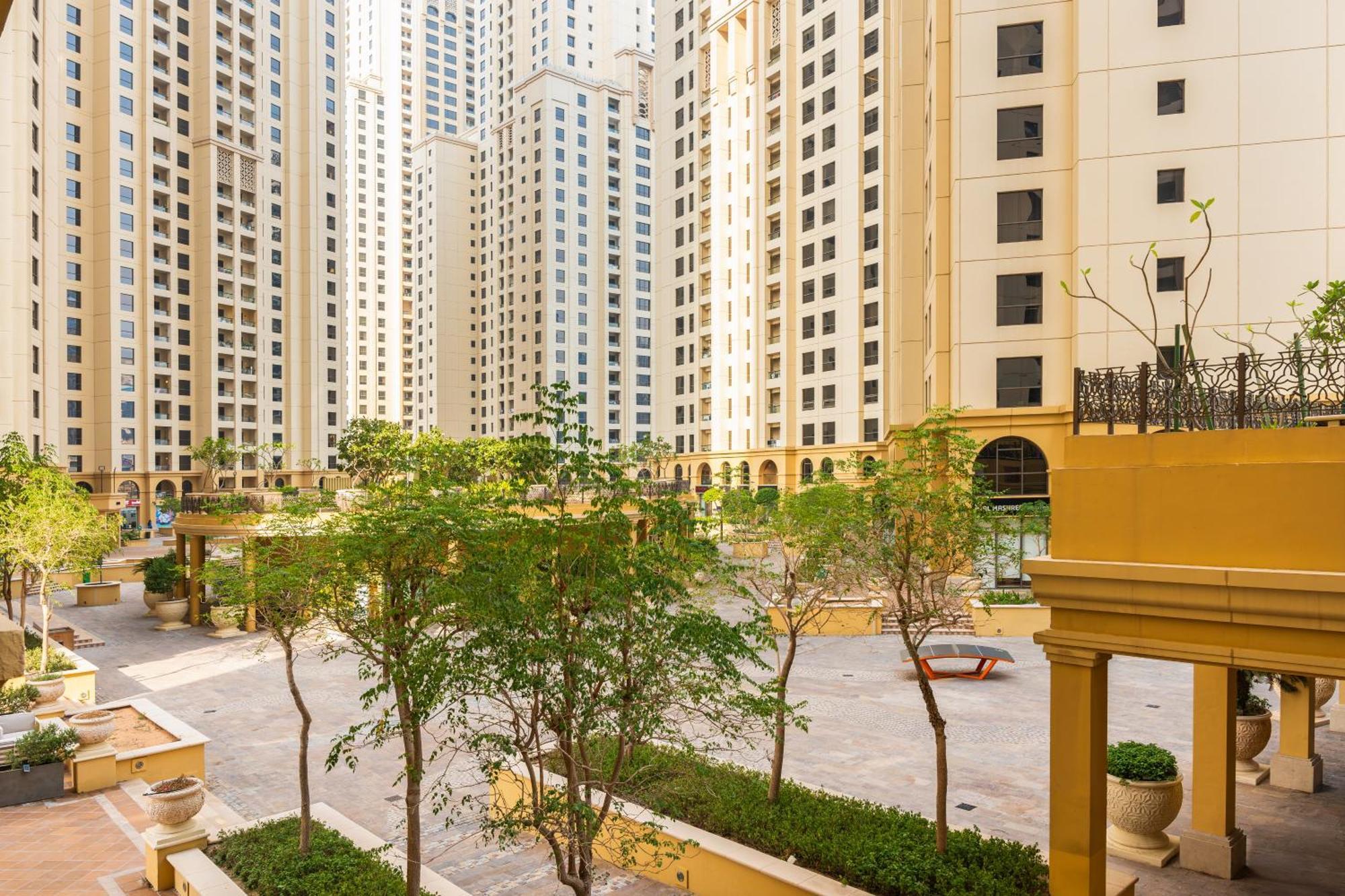 Apartment Cosy 4br On Jbr - Close To Shops & Dining, Perfect For Families & Groups - By Sunkissed Homes *