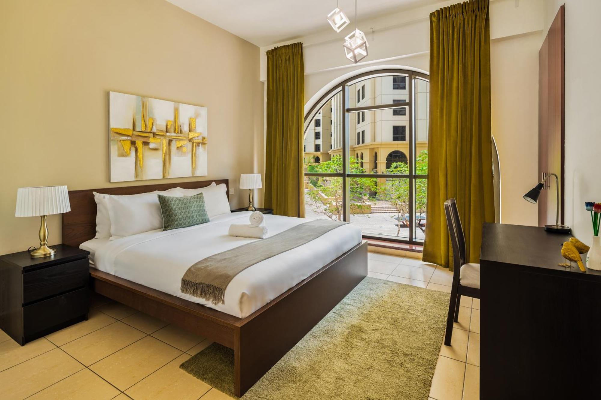 Cosy 4br On Jbr - Close To Shops & Dining, Perfect For Families & Groups - By Sunkissed Homes * Dubai