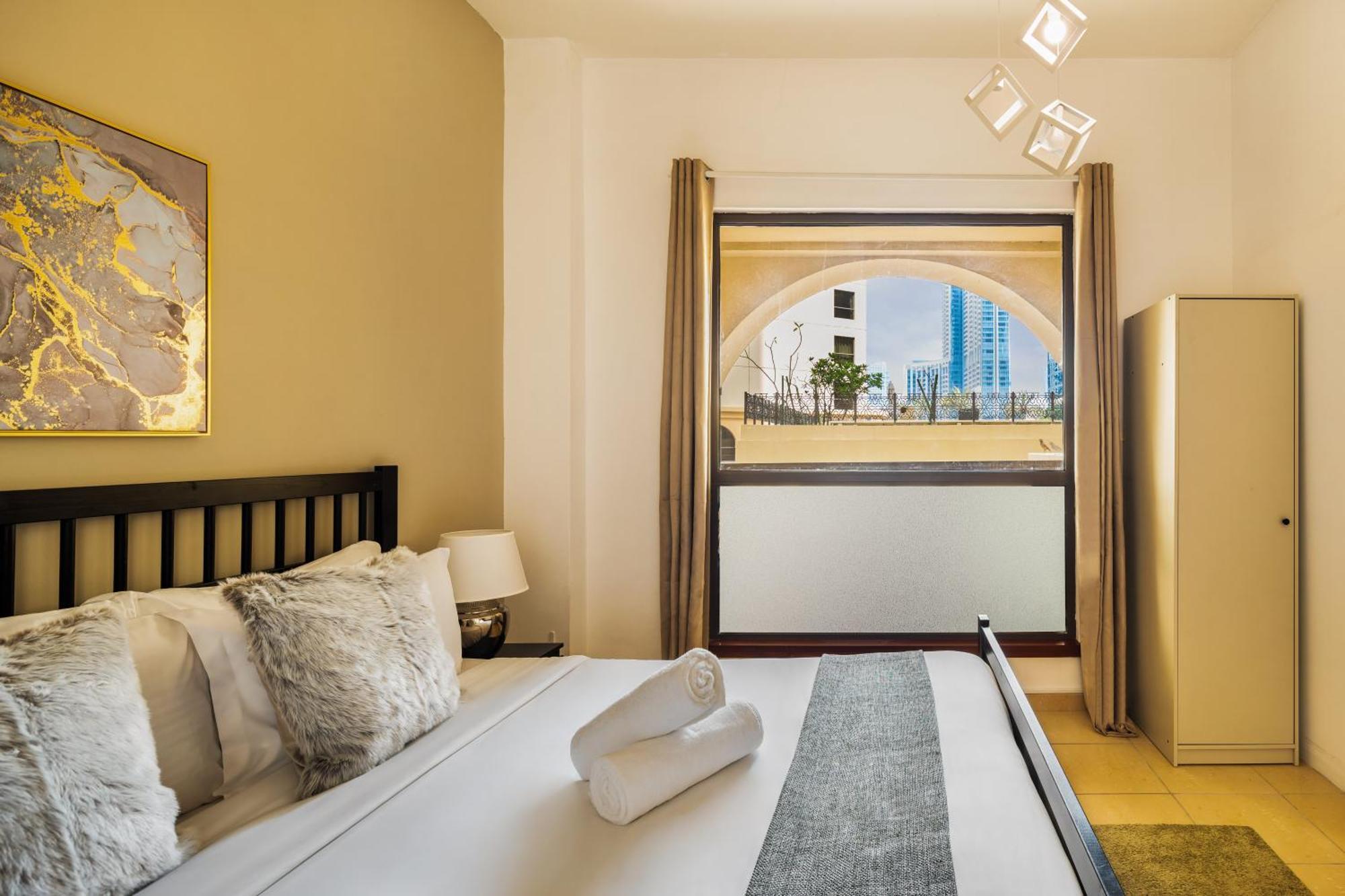 Cosy 4br On Jbr - Close To Shops & Dining, Perfect For Families & Groups - By Sunkissed Homes Apartment