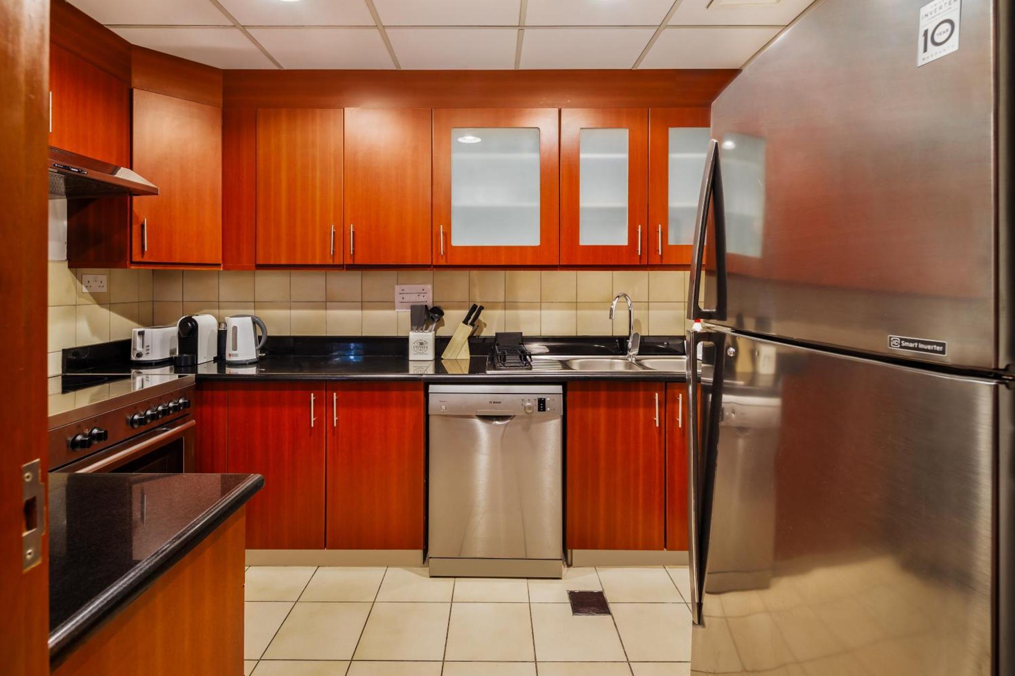 Apartment Cosy 4br On Jbr - Close To Shops & Dining, Perfect For Families & Groups - By Sunkissed Homes