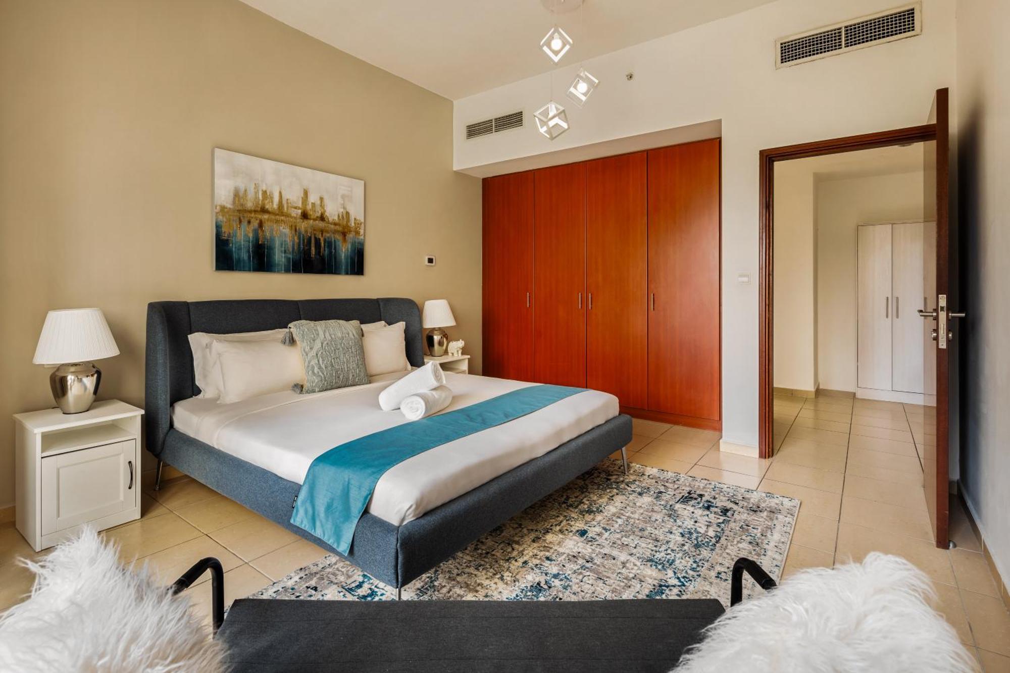 Cosy 4br On Jbr - Close To Shops & Dining, Perfect For Families & Groups - By Sunkissed Homes * Dubai
