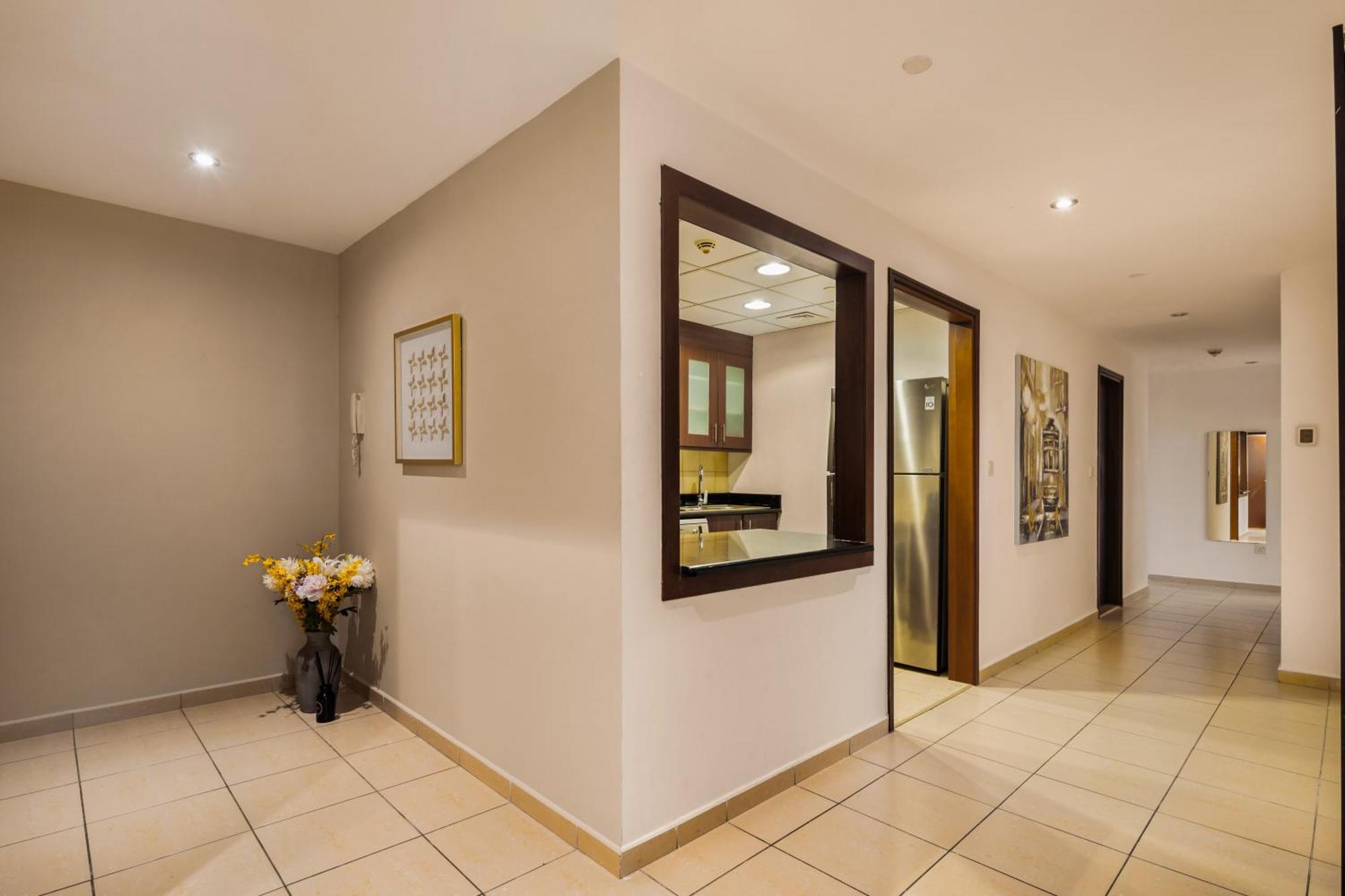 Cosy 4br On Jbr - Close To Shops & Dining, Perfect For Families & Groups - By Sunkissed Homes Apartment
